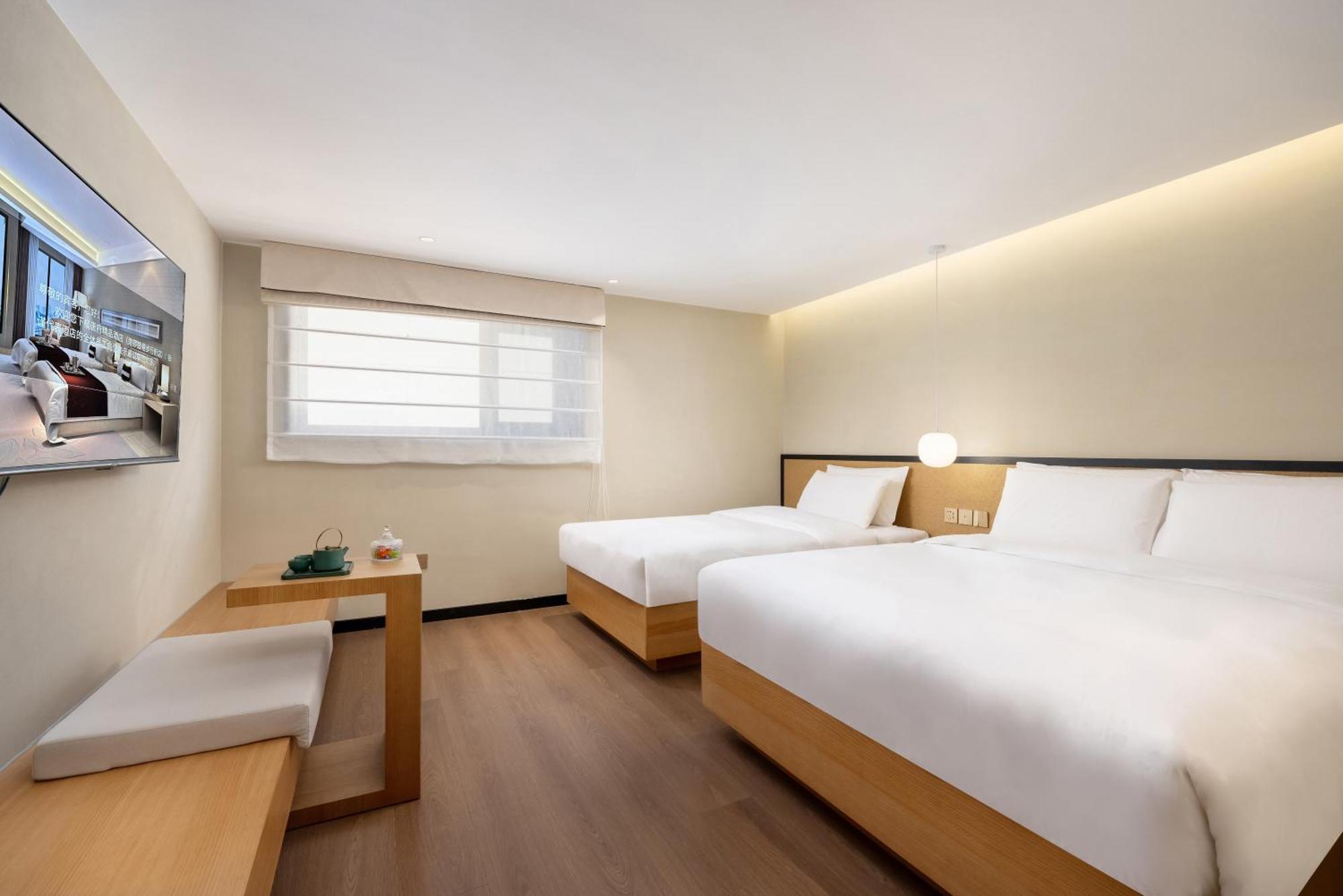 Beijing Tangfu Nanluoguxiang Wang Fu Jing Forbidden City Snack Street Hotel,1 Stop Walking To Airport Express,3 Stop To Tiananmen&Free Laundry Dry Service &Professional Free Tour Ticket Service With English Speaking Staff Kültér fotó
