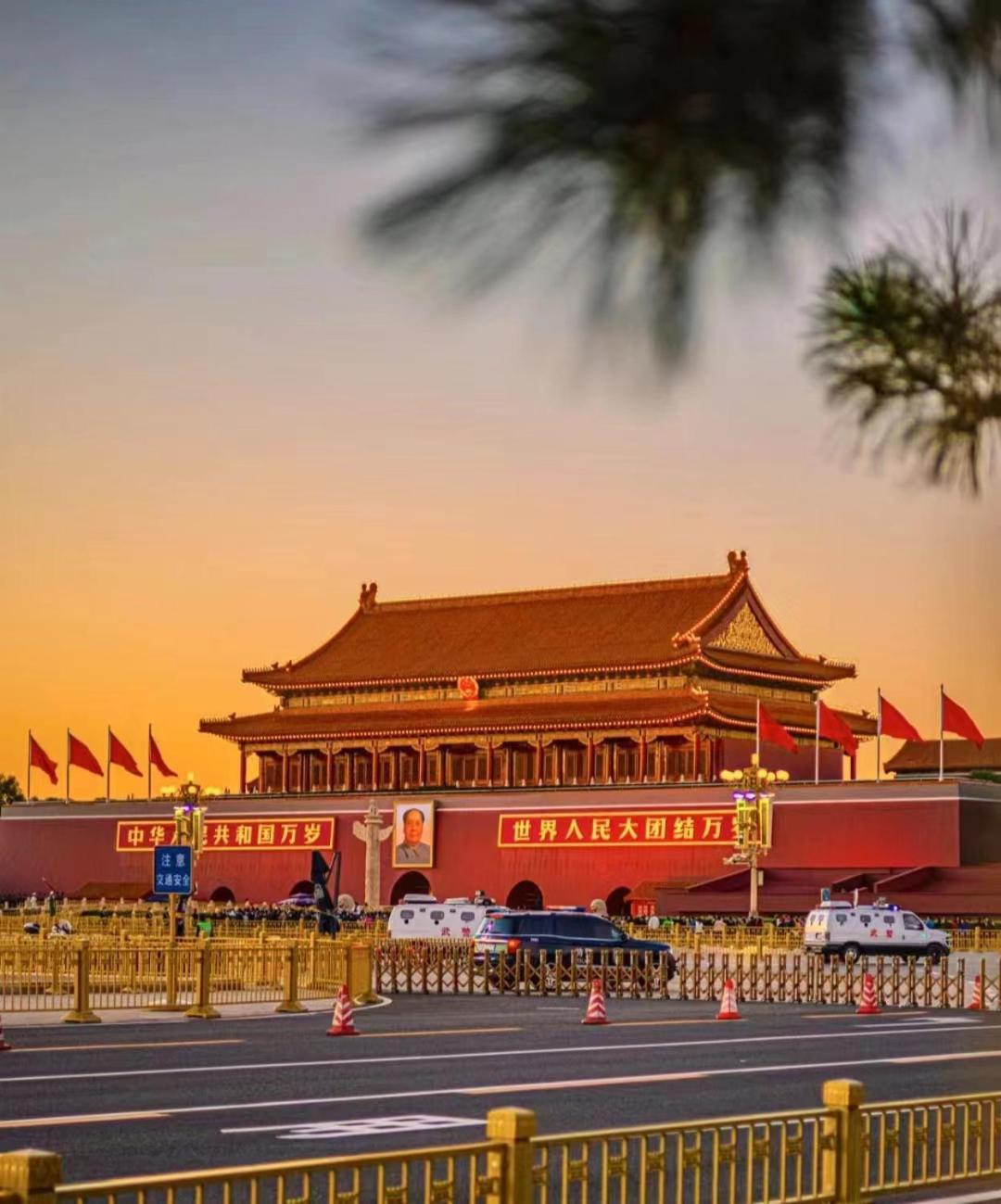 Beijing Tangfu Nanluoguxiang Wang Fu Jing Forbidden City Snack Street Hotel,1 Stop Walking To Airport Express,3 Stop To Tiananmen&Free Laundry Dry Service &Professional Free Tour Ticket Service With English Speaking Staff Kültér fotó