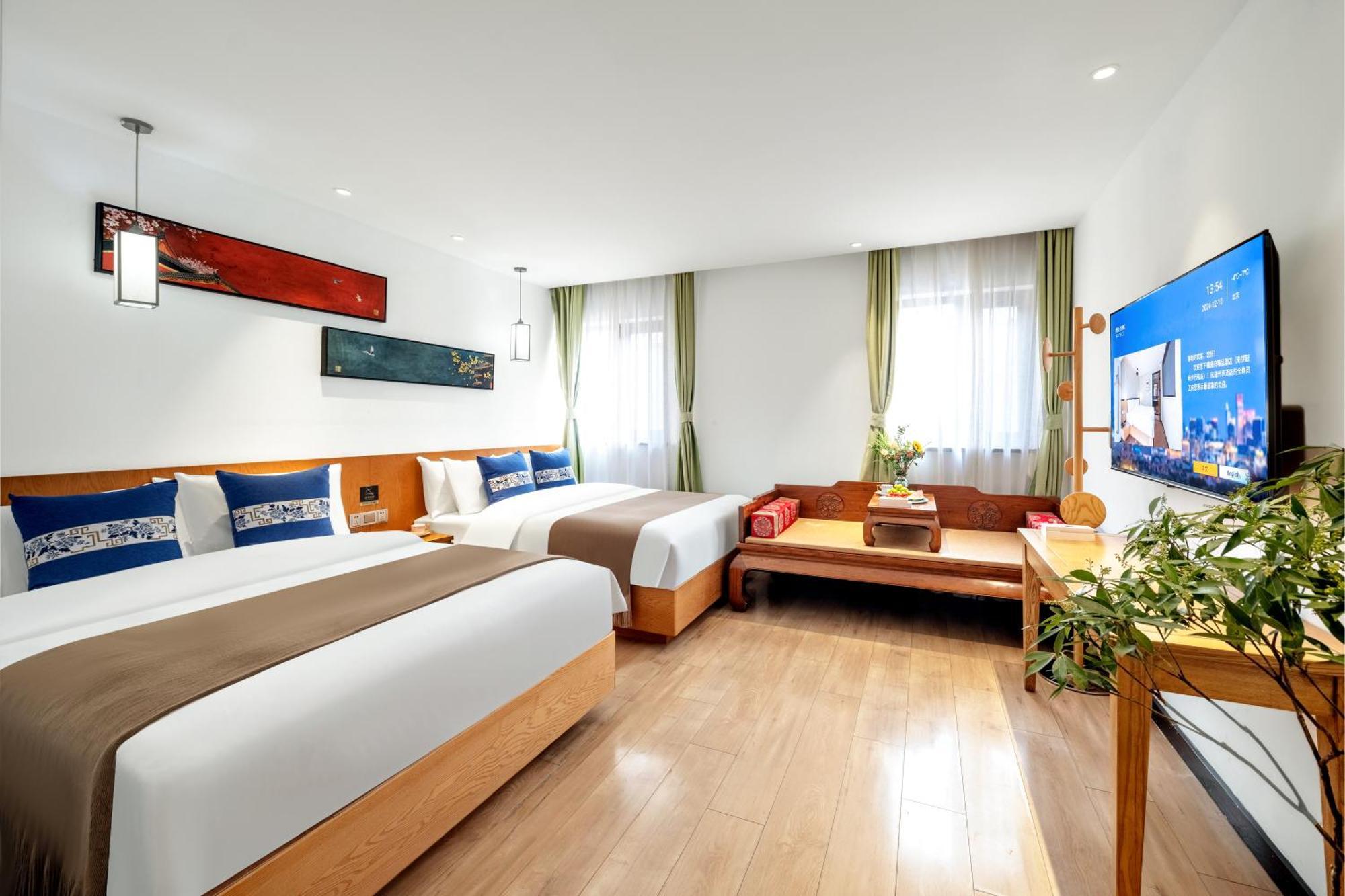 Beijing Tangfu Nanluoguxiang Wang Fu Jing Forbidden City Snack Street Hotel,1 Stop Walking To Airport Express,3 Stop To Tiananmen&Free Laundry Dry Service &Professional Free Tour Ticket Service With English Speaking Staff Kültér fotó